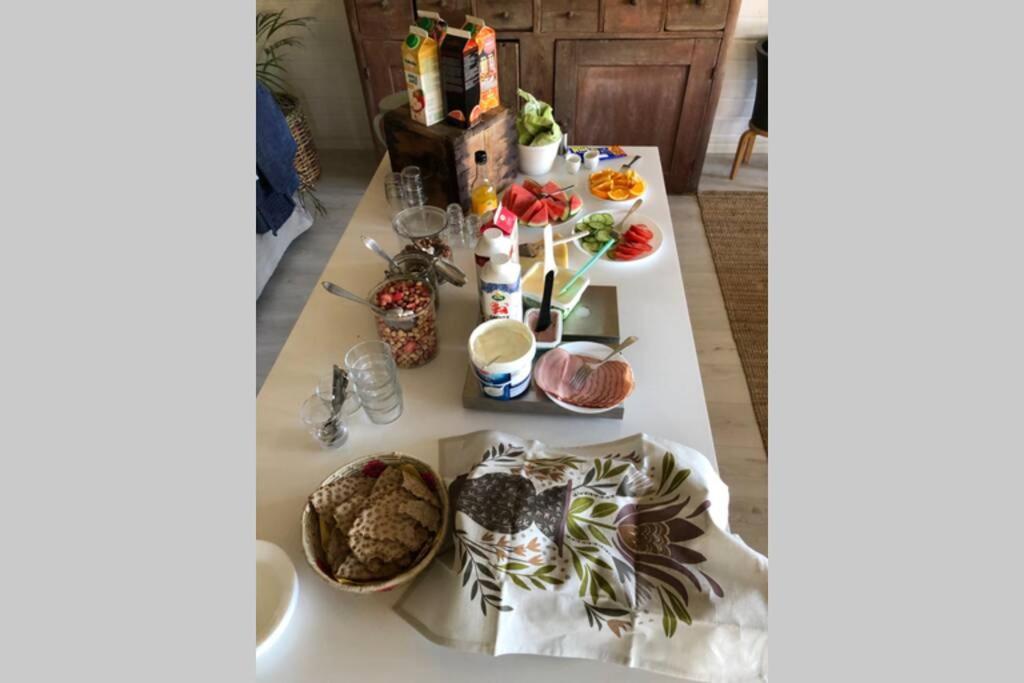 Egen Villa Pa Islandshastgard Riddarhyttan Bagian luar foto